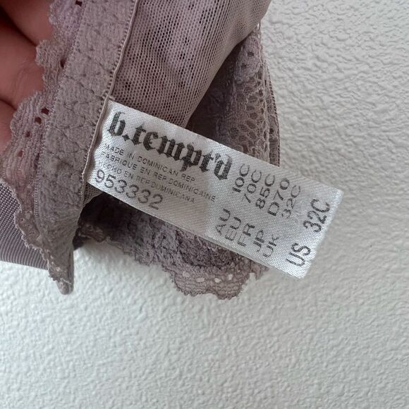 B.TEMPT'D BY WACOAL b. Charming Lace Bra 953332 Antler Color  size 32 C - Picture 6 of 6
